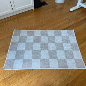 Ruggable Jaque Checkered Stone Entryway Rug 2’ x 3’